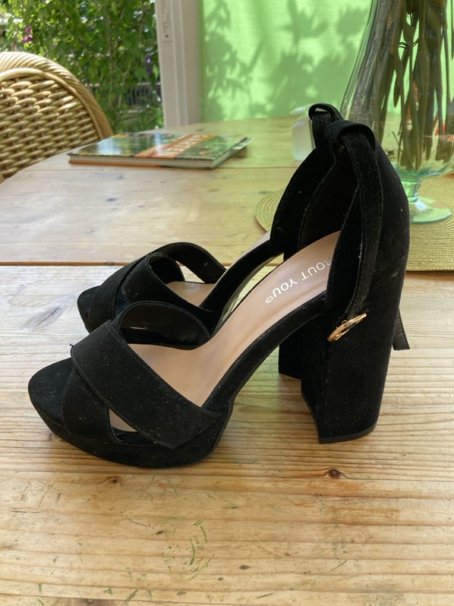Chaussures femmes: Sandalen – D'occasion à Romanshorn par gokken 1