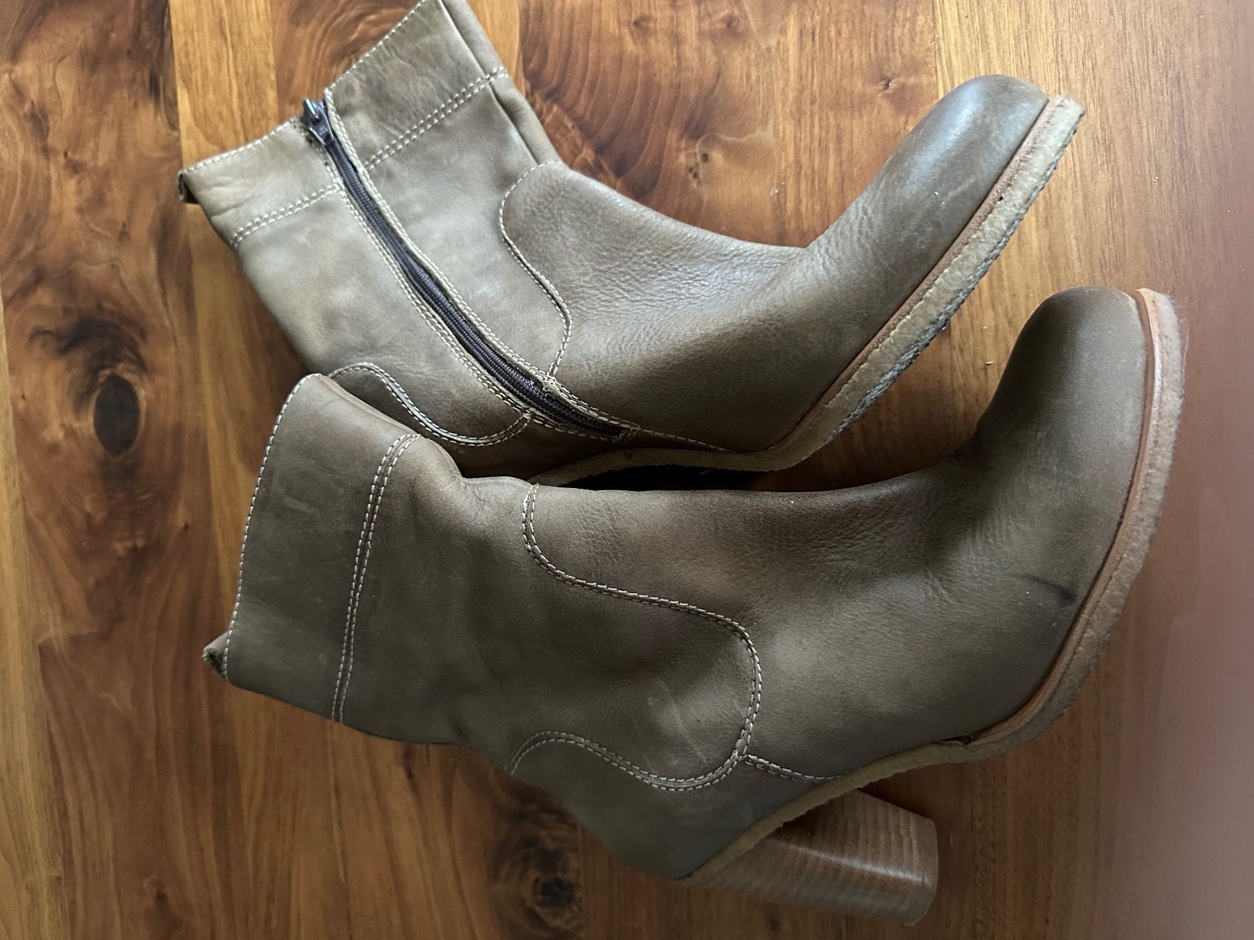 Cooper Scarpe da donna: Stiefeletten Candice Cooper, Gr. 39, hellbraun – Nuovo (secondo la descrizione) da Mollis venduto da springcreek 1