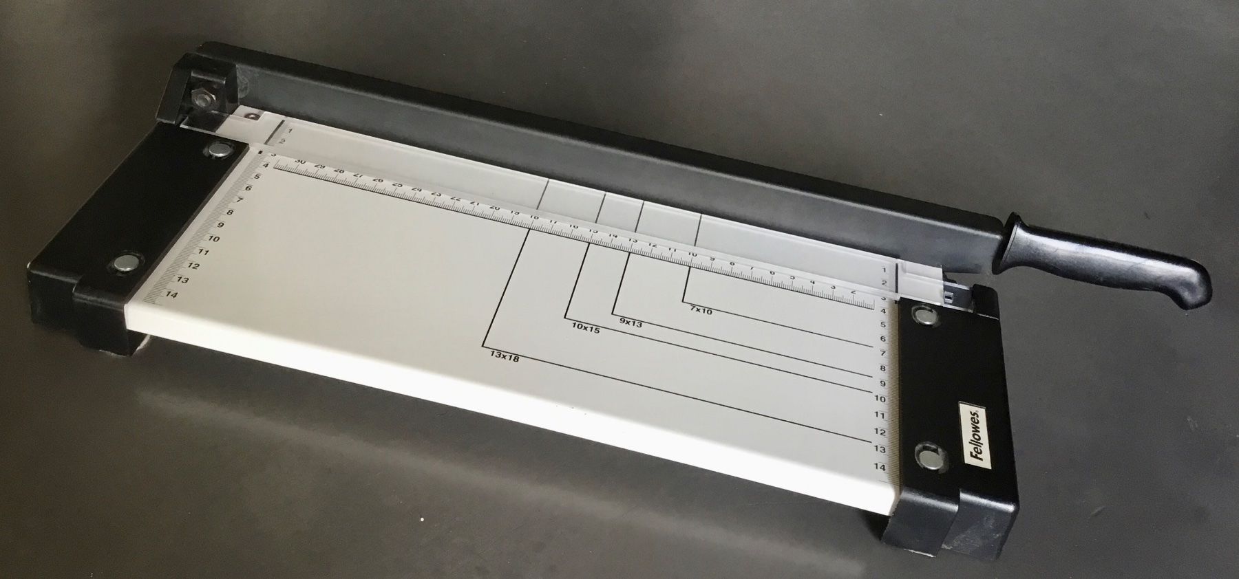 Alle Werkzeuge: Fellowes Schneidegerät – Gebraucht aus Eggersriet von Wiese61 1