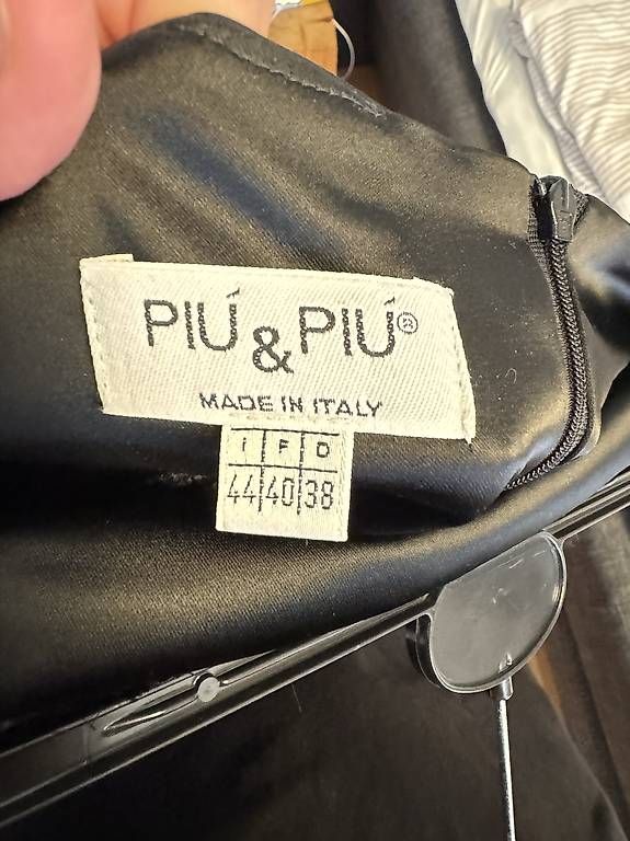 Kleider: PIÚ & PIÚ, schwarzes Cocktailkleid, Gr. 38 – Gebraucht aus Zürich von Supersampler 3