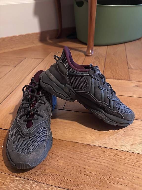 Adidas Scarpe da donna: Adidasschuhe in Grösse 39 1/3 – Usato da Bern venduto da viddra 1