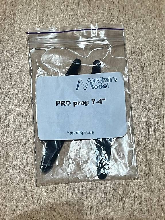 Modellismo RC: VM Carbon PRO Propeller 7.0 x 4.0 – Nuovo e nell'imballaggio originale da Seuzach venduto da oeple