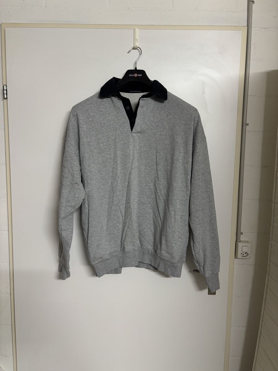 Maglioni & Felpe: Pullover Grau mit Kragen Grösse L guter Zustand – Usato da Aarwangen venduto da mic_r7gc