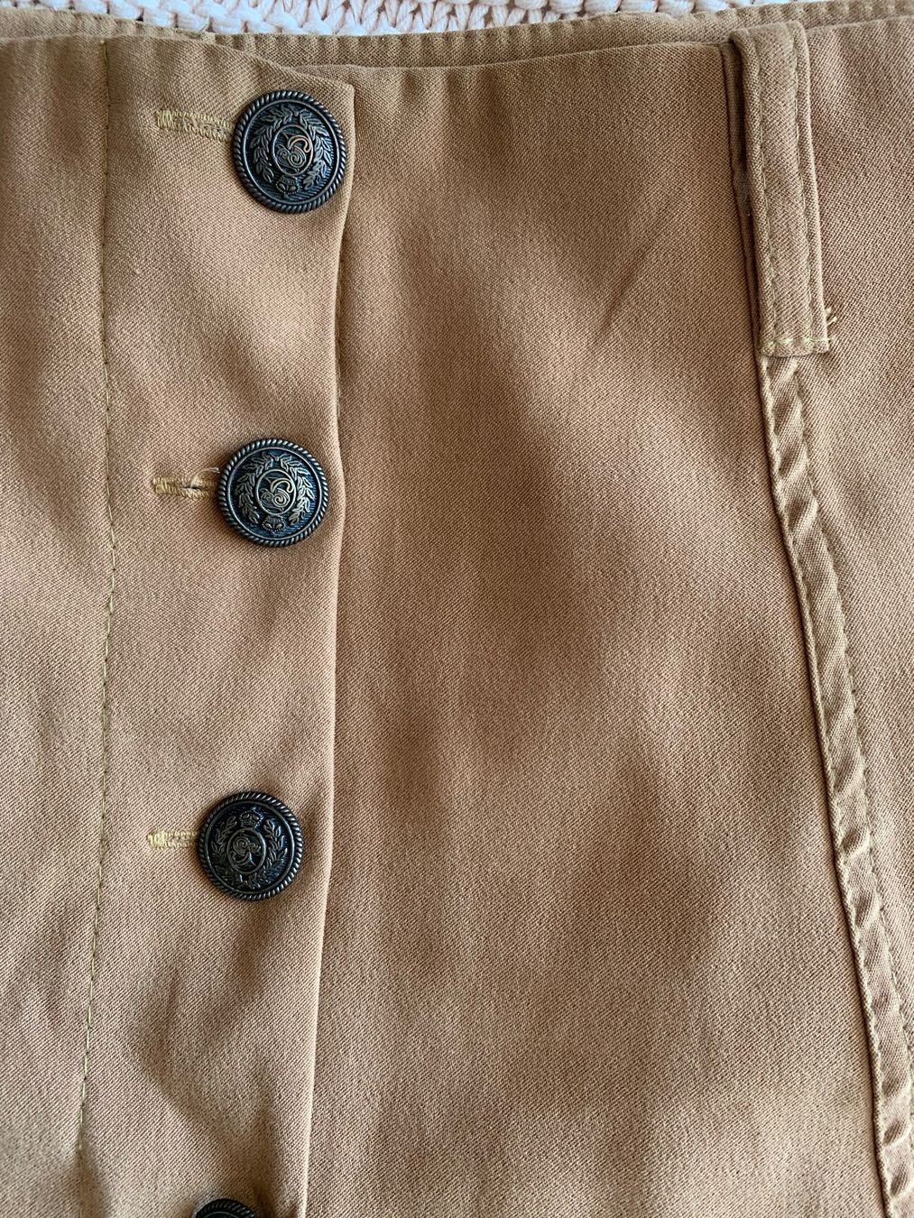 Kleider & Röcke: Jupe beige – Gebraucht aus Montreux von Iza_81199 1