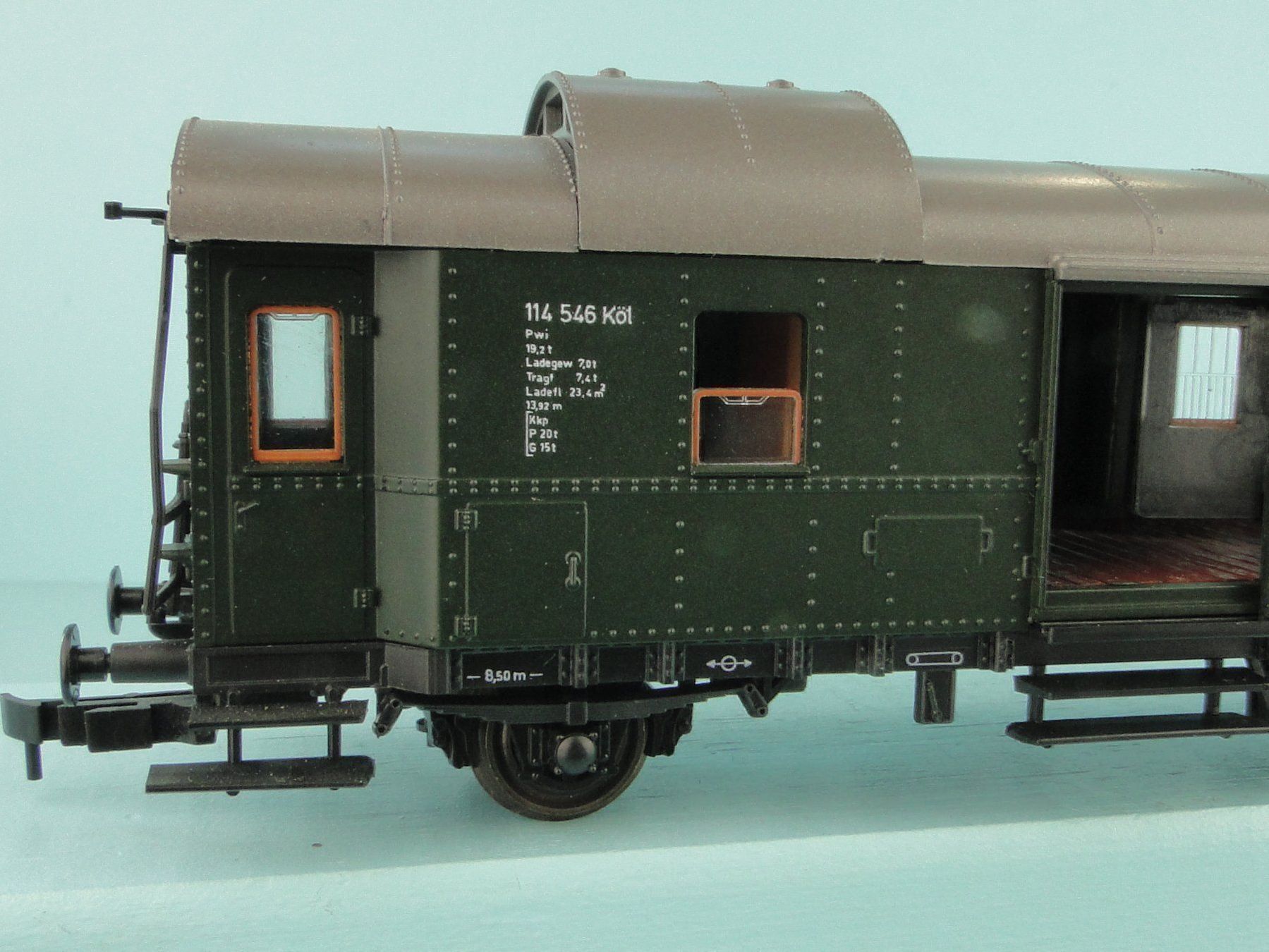 Roco Modellini di ferrovie: Roco 4204A DB Gepäckwagen WS/AC – Usato da Bülach venduto da cann11 6