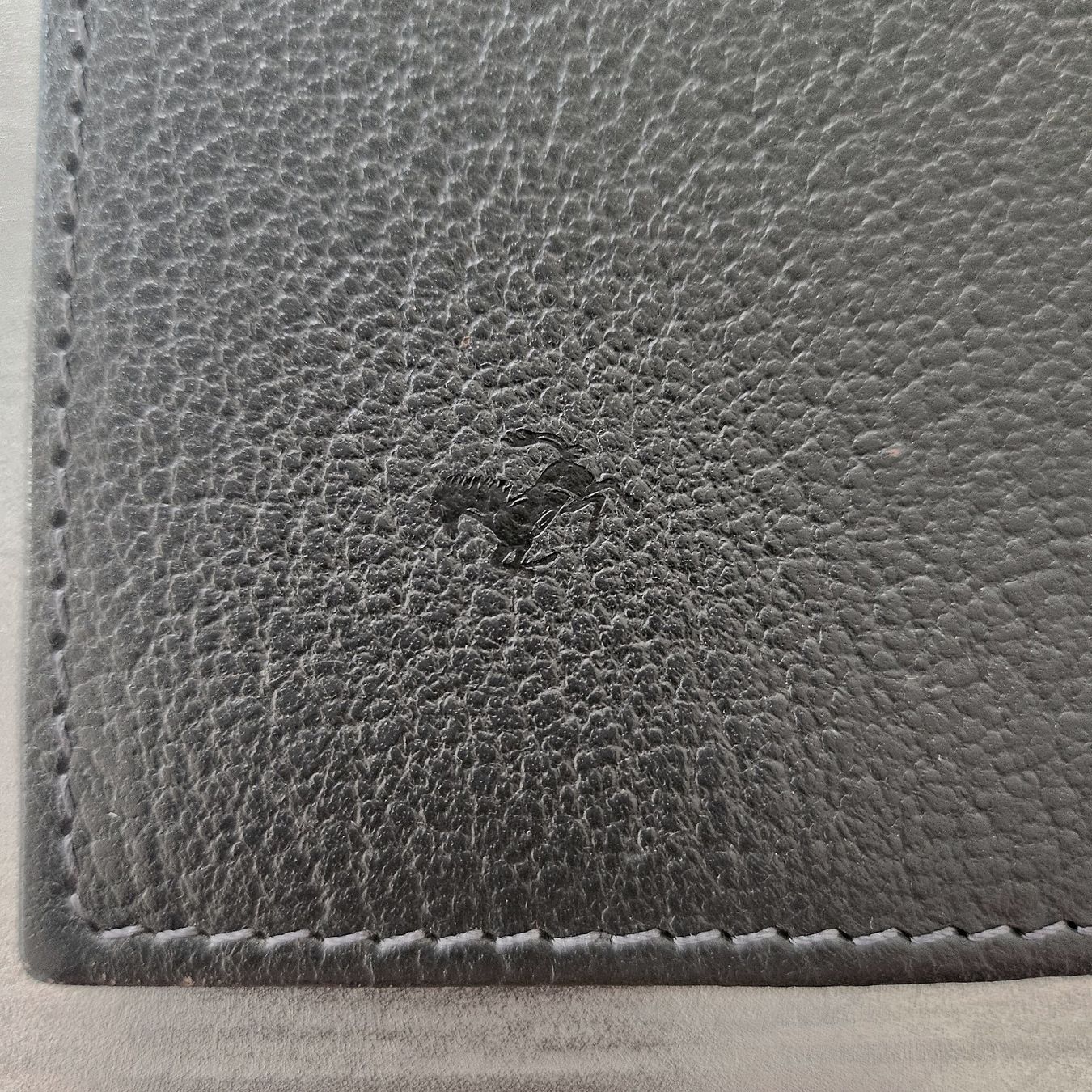Valigie & Borse: Ferrari - iPad-Dokumenten-Schreib-Mappe - Leder – Usato da binningen venduto da clozi62 1