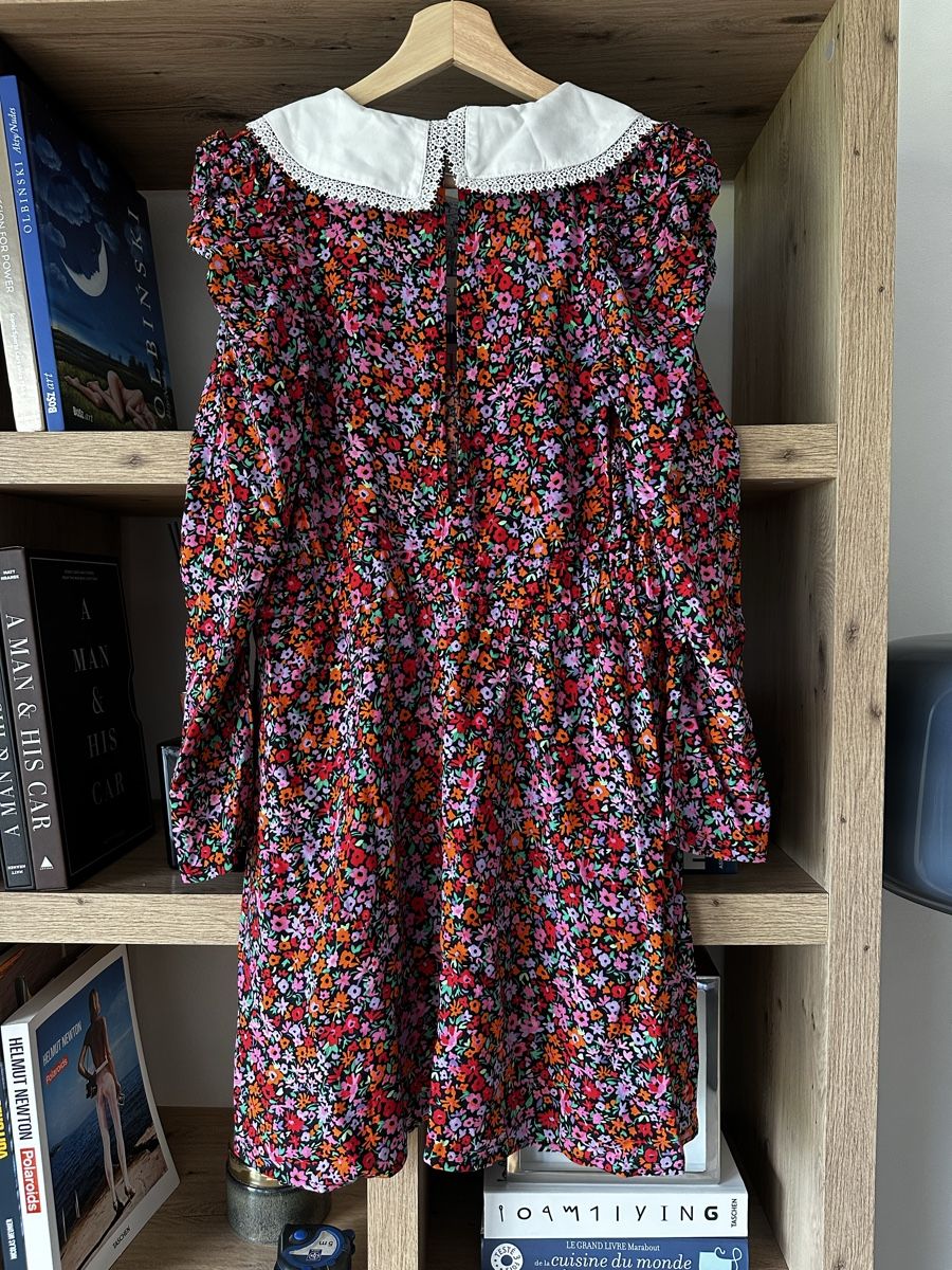 Kleider: Robe en fleur avec grand col NEW – Neu (gemäss Beschreibung) aus La Croix (Lutry) von secondhandZara 7