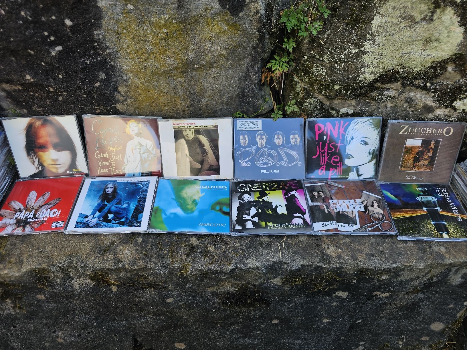 CD: CD Single Sammlung, 60 + Stk. Rock, Pop, Punk etc. – Usato da Biberist venduto da Foolio0 1
