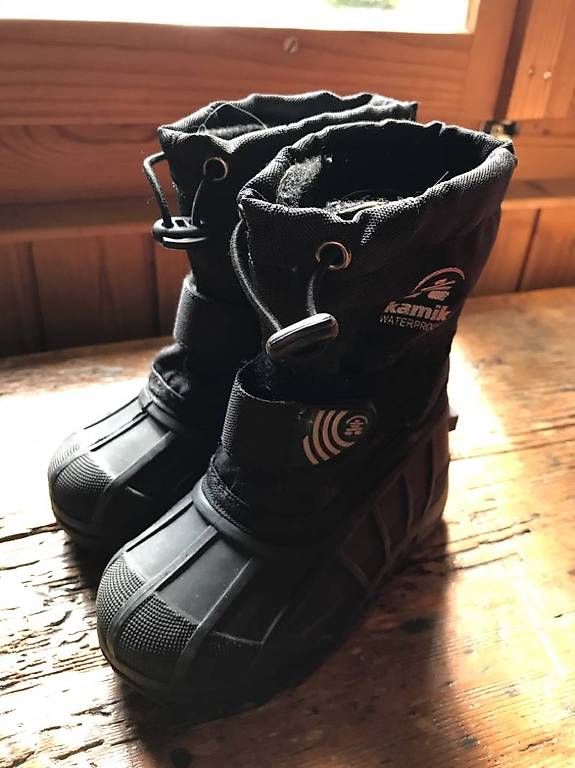 Scarpe per ragazzi: Bottes Kamik 25 enfants – Usato da Les Collons venduto da gehaisse
