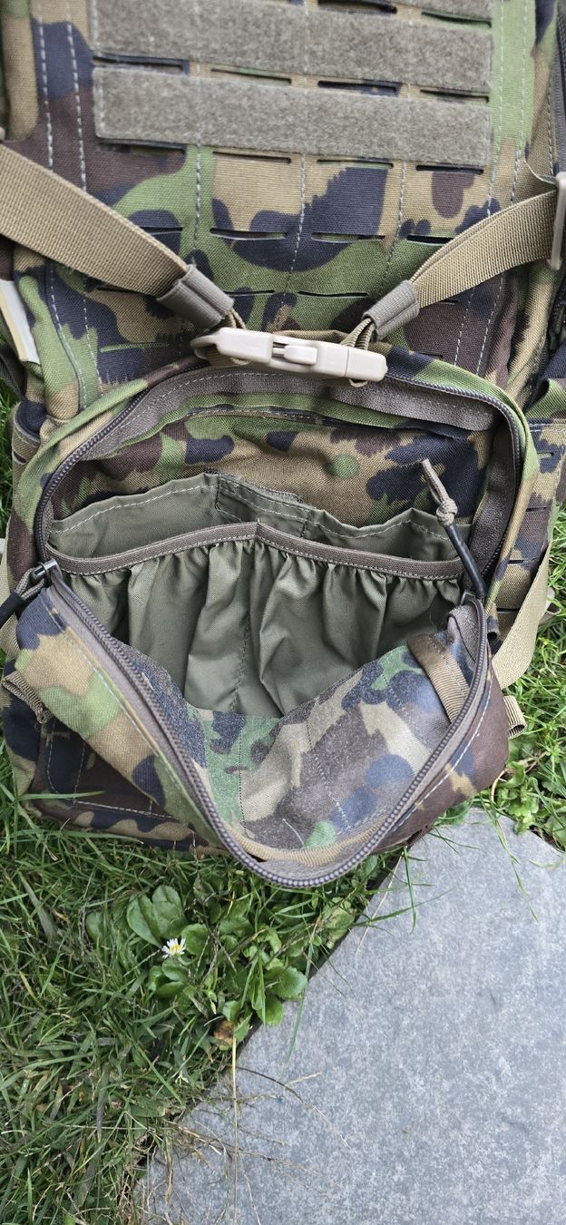 Zaini: Pitchfork Systems Rucksack swiss camo  – Usato da Schaffhausen venduto da aos_hv6l 3