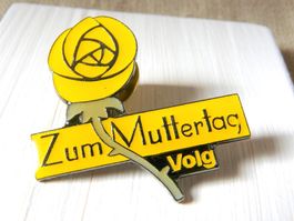 • Volg Zum Muttertag Rose gelb Fête des Mères Pin F1.72