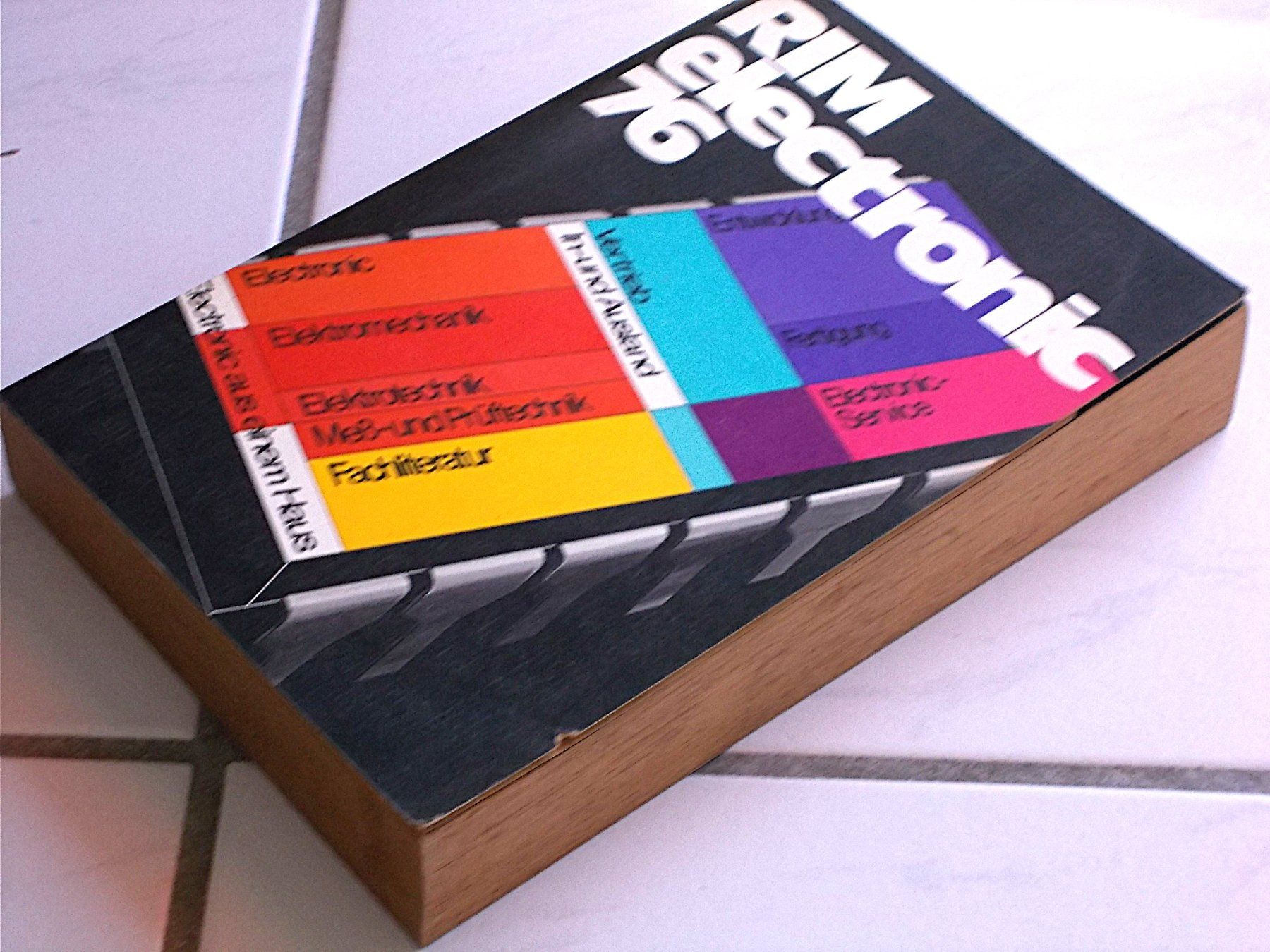 Libri: RIM-electronic Jahrbuch-Katalog 1976 – Usato da Zwingen venduto da Celerio100 1