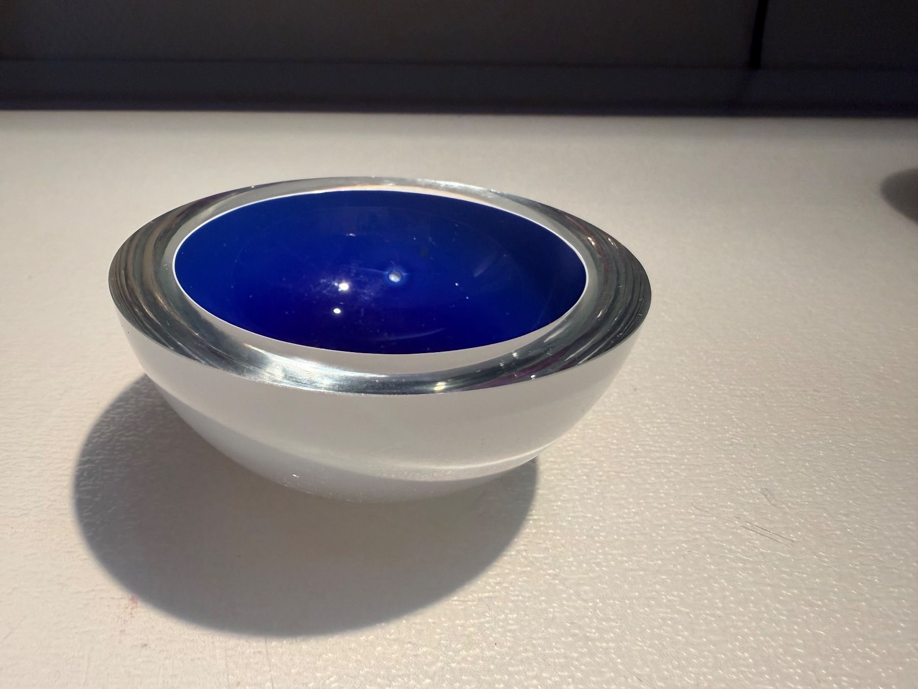 Bicchieri: Schale Glas dunkelblau – Usato da Wil SG venduto da F-Z-72 3