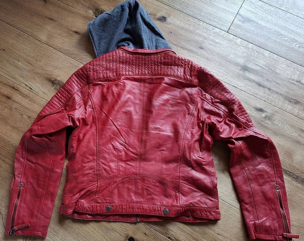 Giacche: wunderschöne rote Gipsy Damenlederjacke in Grösse L oder XL – Usato da Rickenbach SZ venduto da Pinguin73 2