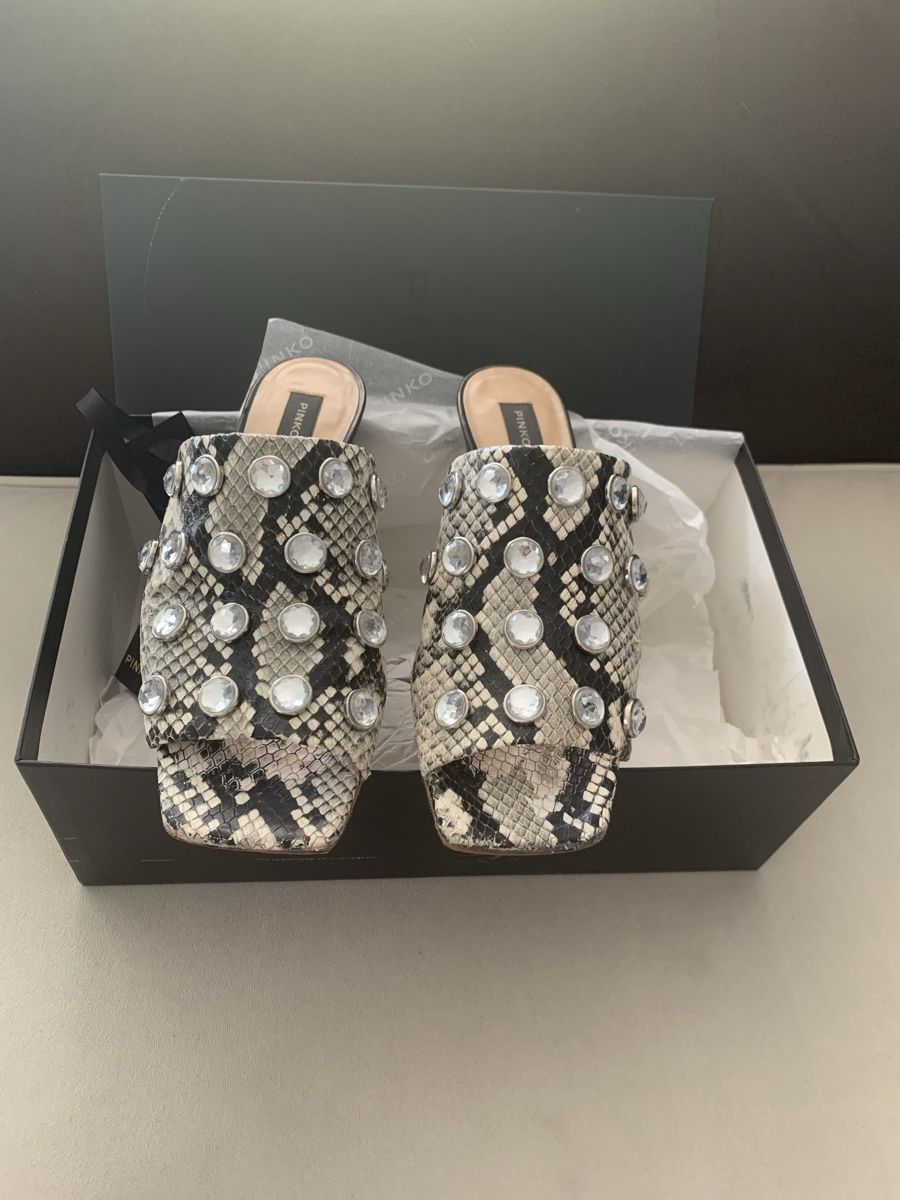 Pinko Chaussures femmes: Pinko Sandalen  – D'occasion à Bergdietikon par zor_856j 2