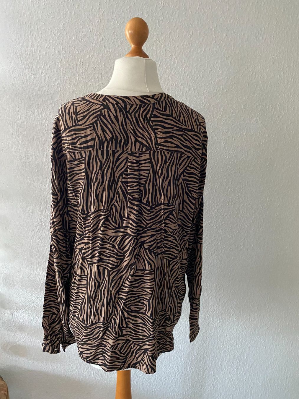 Camicette: bequeme Bluse, Gr. 44 – Nuovo (secondo la descrizione) da Stetten SH venduto da bijoux18 4