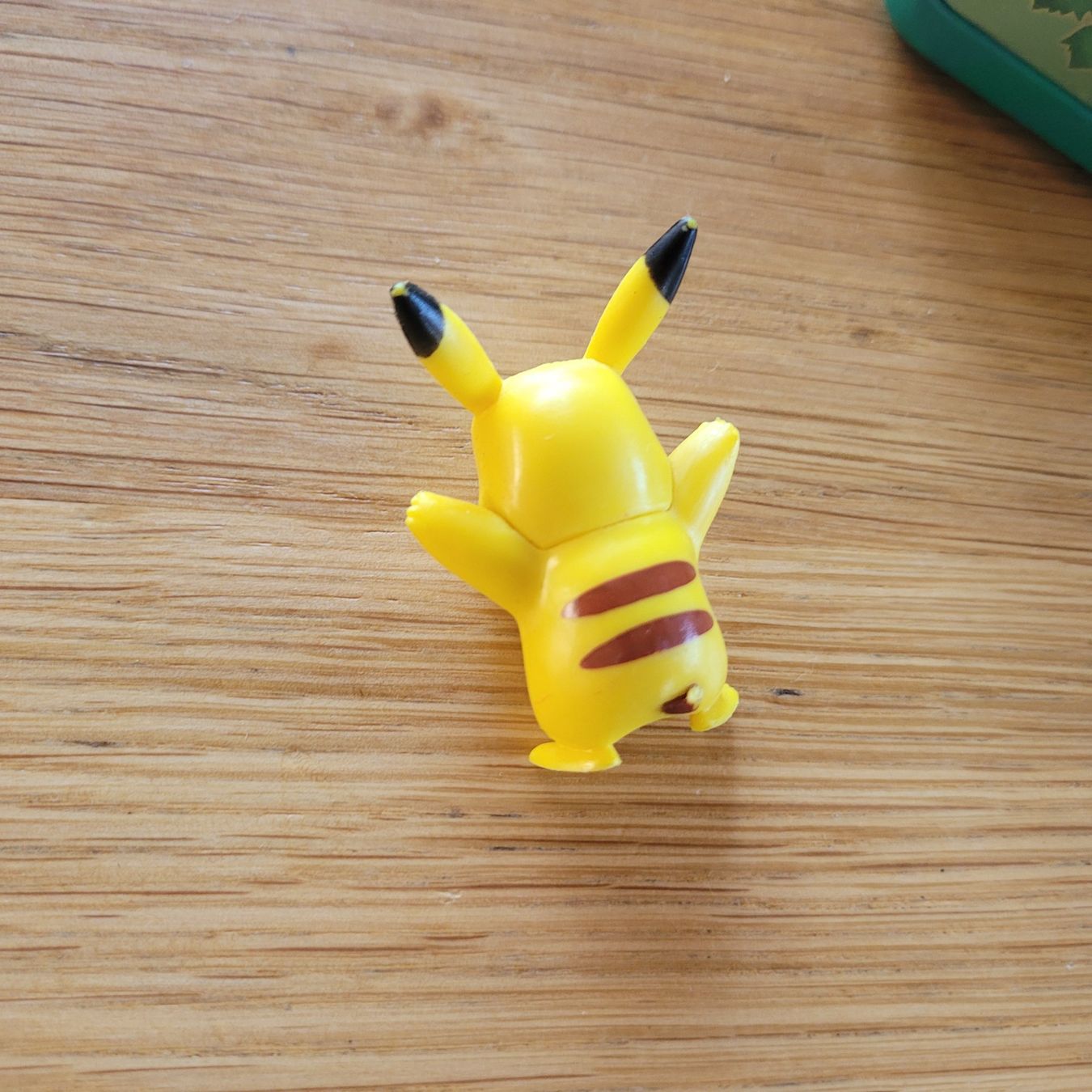 Pokémon Spiele: Boîtes Pokémon / Pickachu – Gebraucht aus Biel/Bienne von Destockweb 8