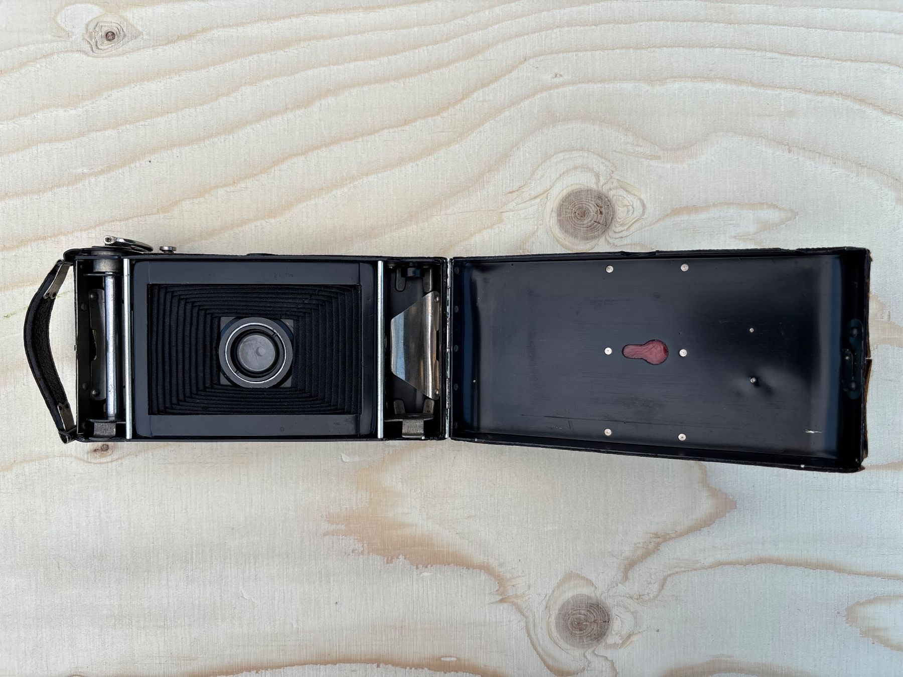Voigtländer Fotocamera: antike Voigtländer Kamera – Usato da Feldbach venduto da Olive1 9