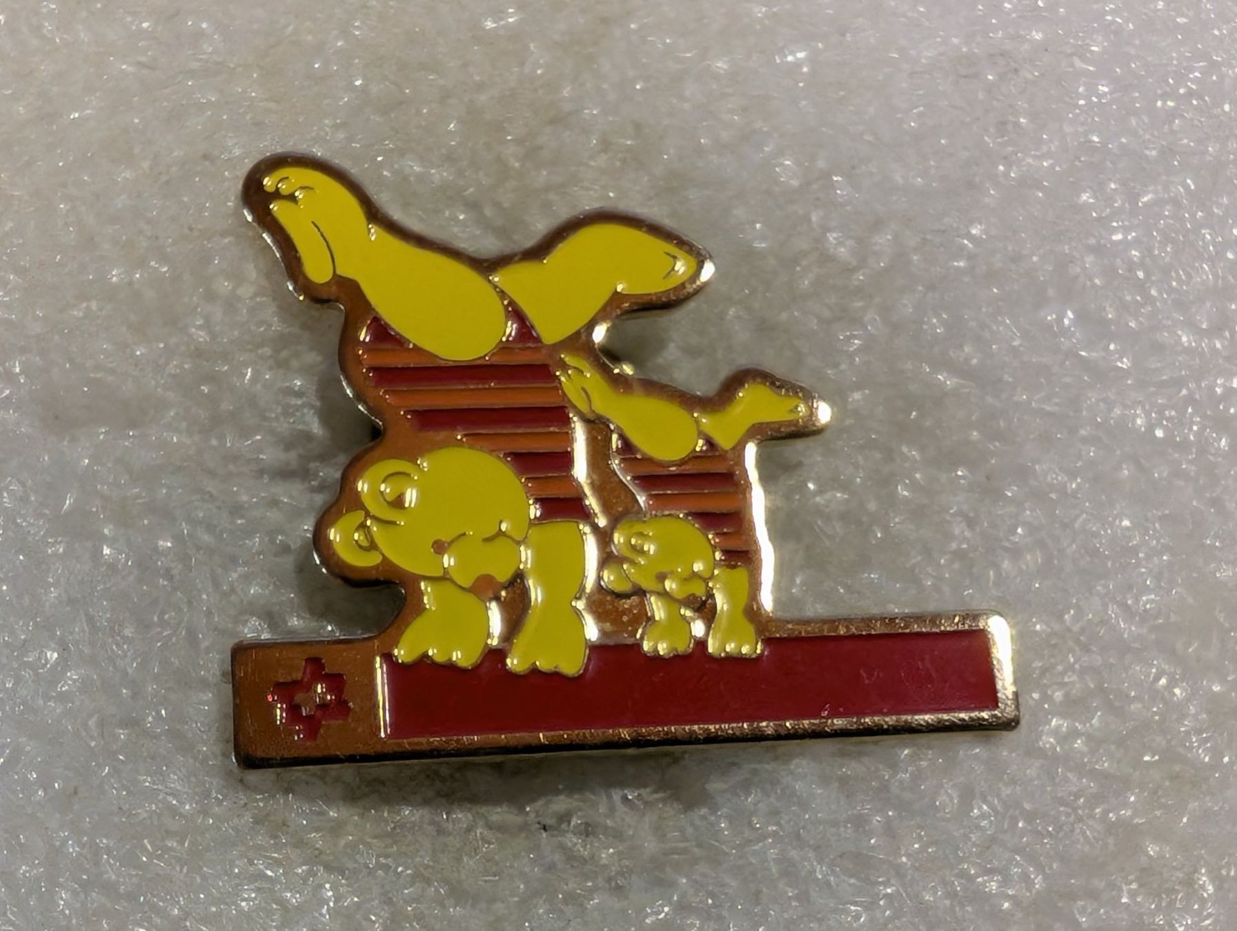Placchette & Badge: Ansteckpin 170: Turnen – Usato da Oppligen venduto da Pin-Fall-Shop