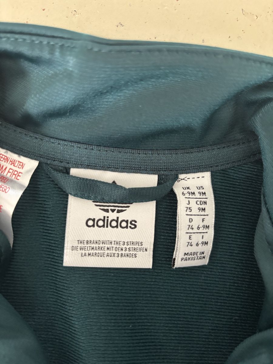 Adidas Lotti & Set di vestiti: Adidas Trainer, Baby Grösse 74 – Usato da Zürich venduto da bamberella 1