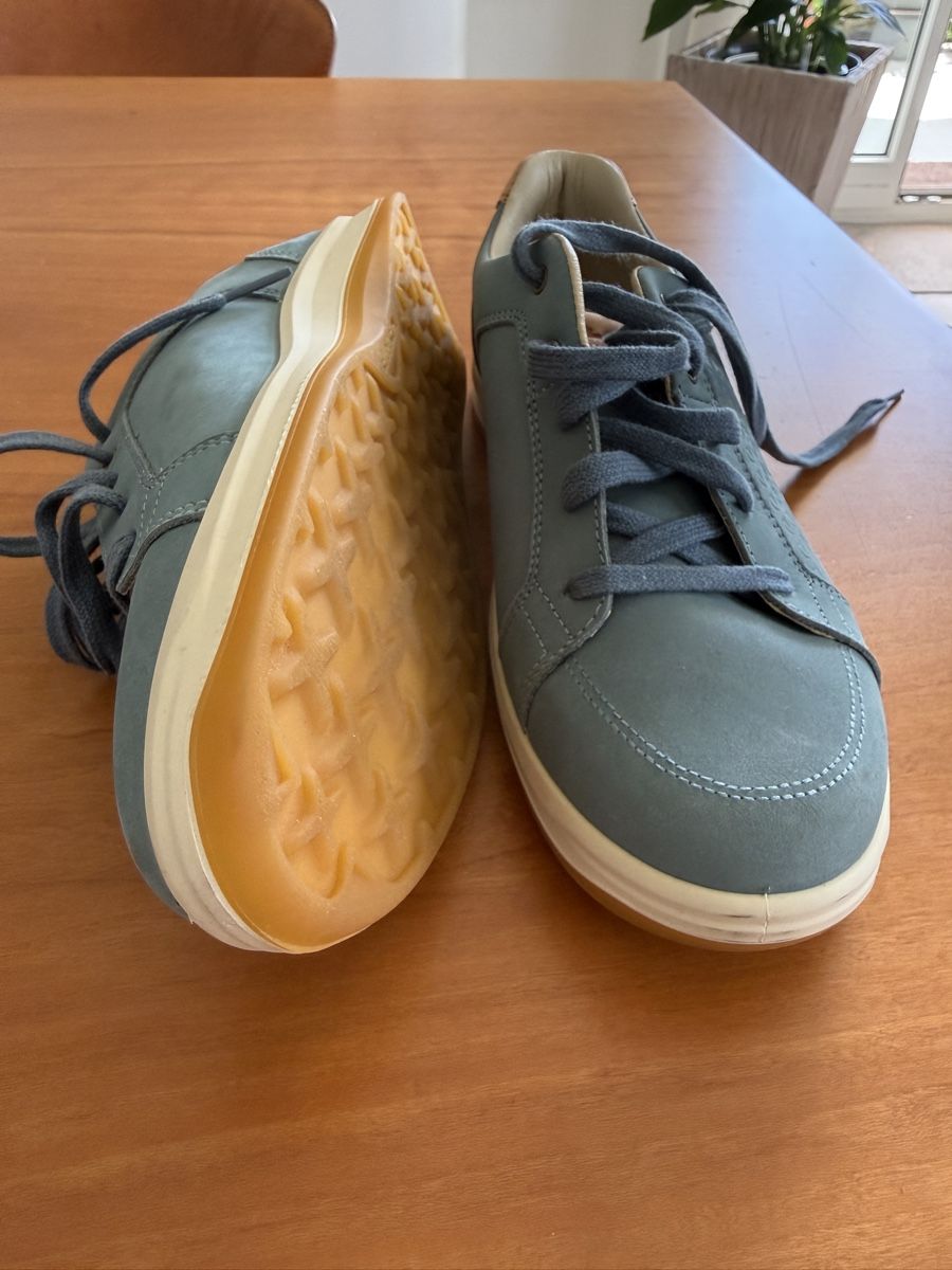 Lowa Chaussures femmes: Lowa hellblaugrau Gr 38 – D'occasion à Zürich par Glila 3