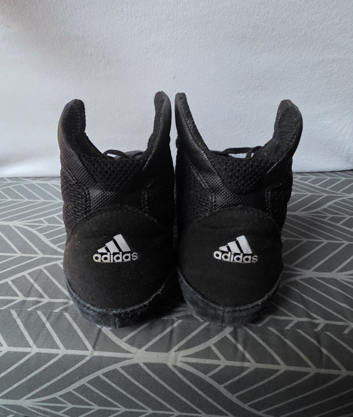 Adidas Scarpe da uomo: Chaussure de lutte Adidas – Usato da Le Locle venduto da Maria.222 2