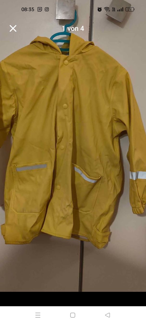 Giacche: Gelbe Regenjacke, Grösse 110/116 – Usato da Effretikon venduto da jeb_l9k5