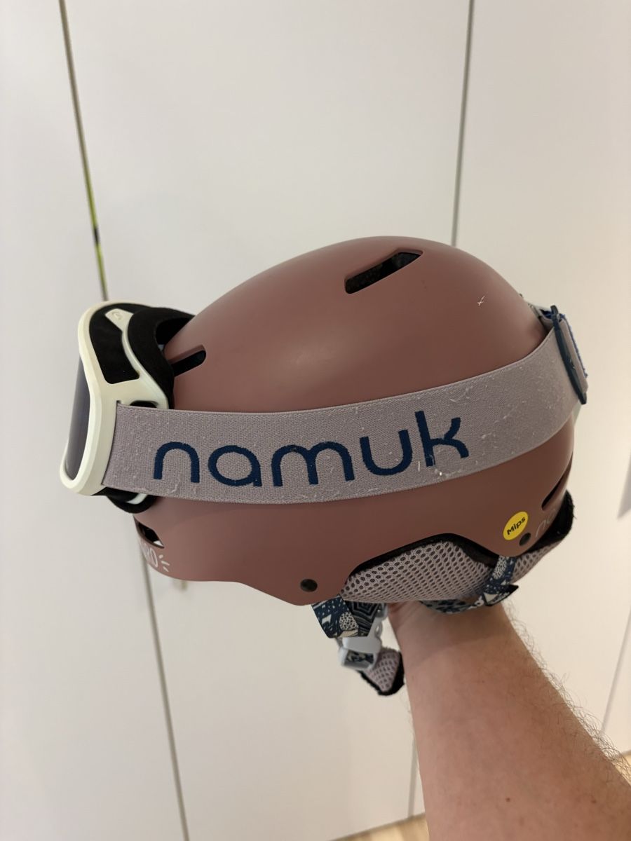 Giro Helme: Giro Skihelm Set namuk Gr. S – Gebraucht aus Pfäffikon ZH von zh8_tfh9 2