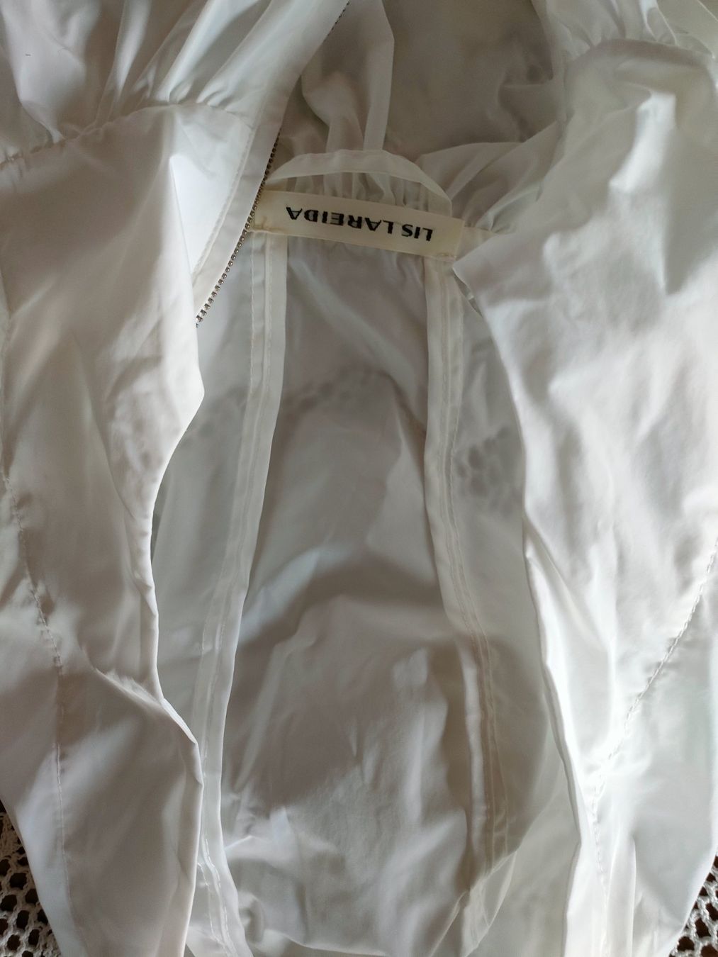 Lis Lareida Jacken: Wind und Regenjacke Lis Lareida – Gebraucht aus Brugg AG von  5