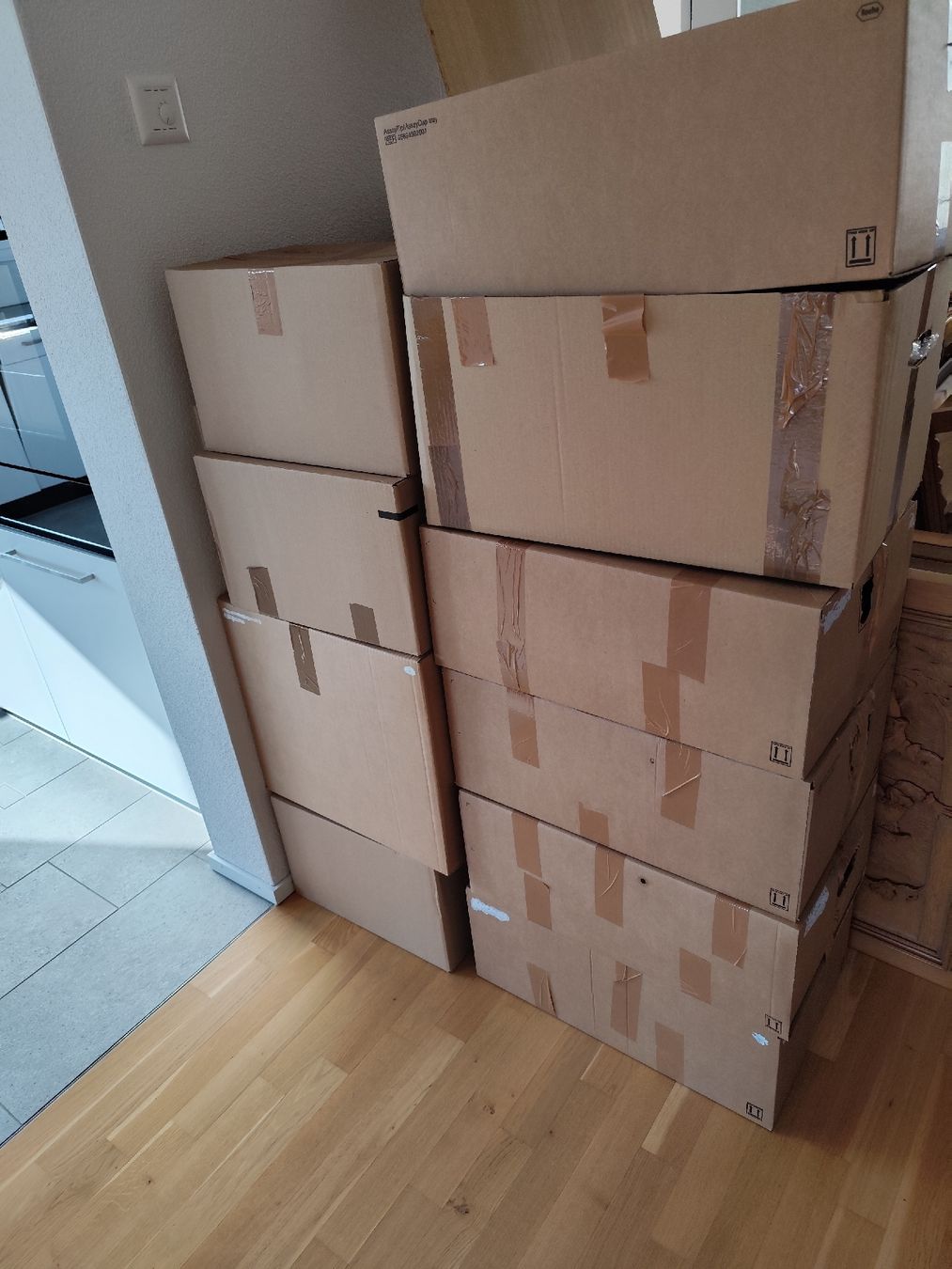 Cartons: Umzugskartons  – D'occasion à Grossdietwil par bie_2bn5