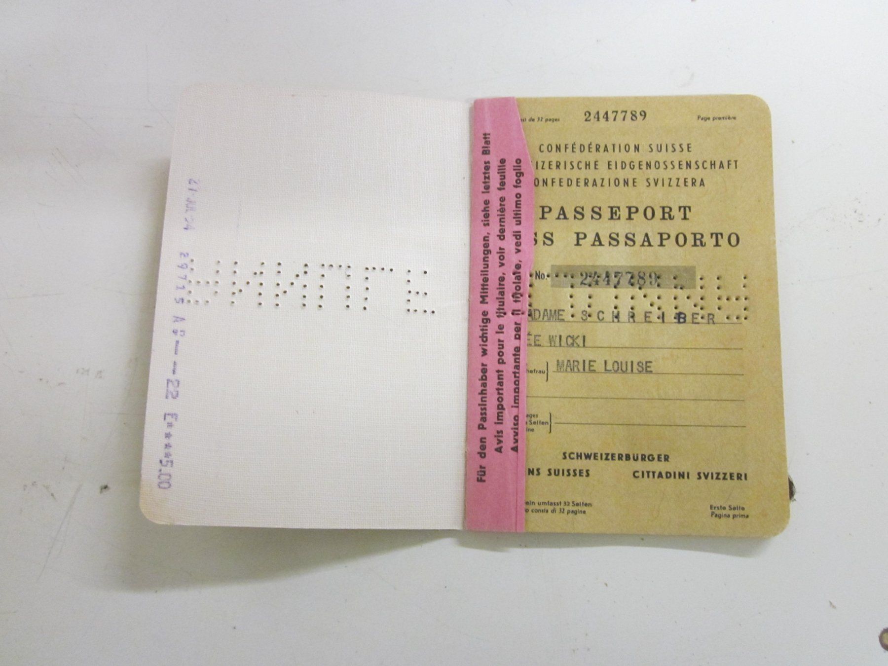 Documenti: Passeport Suisse Schweizer Pass 1954 – Usato da Grand-lancy venduto da  1