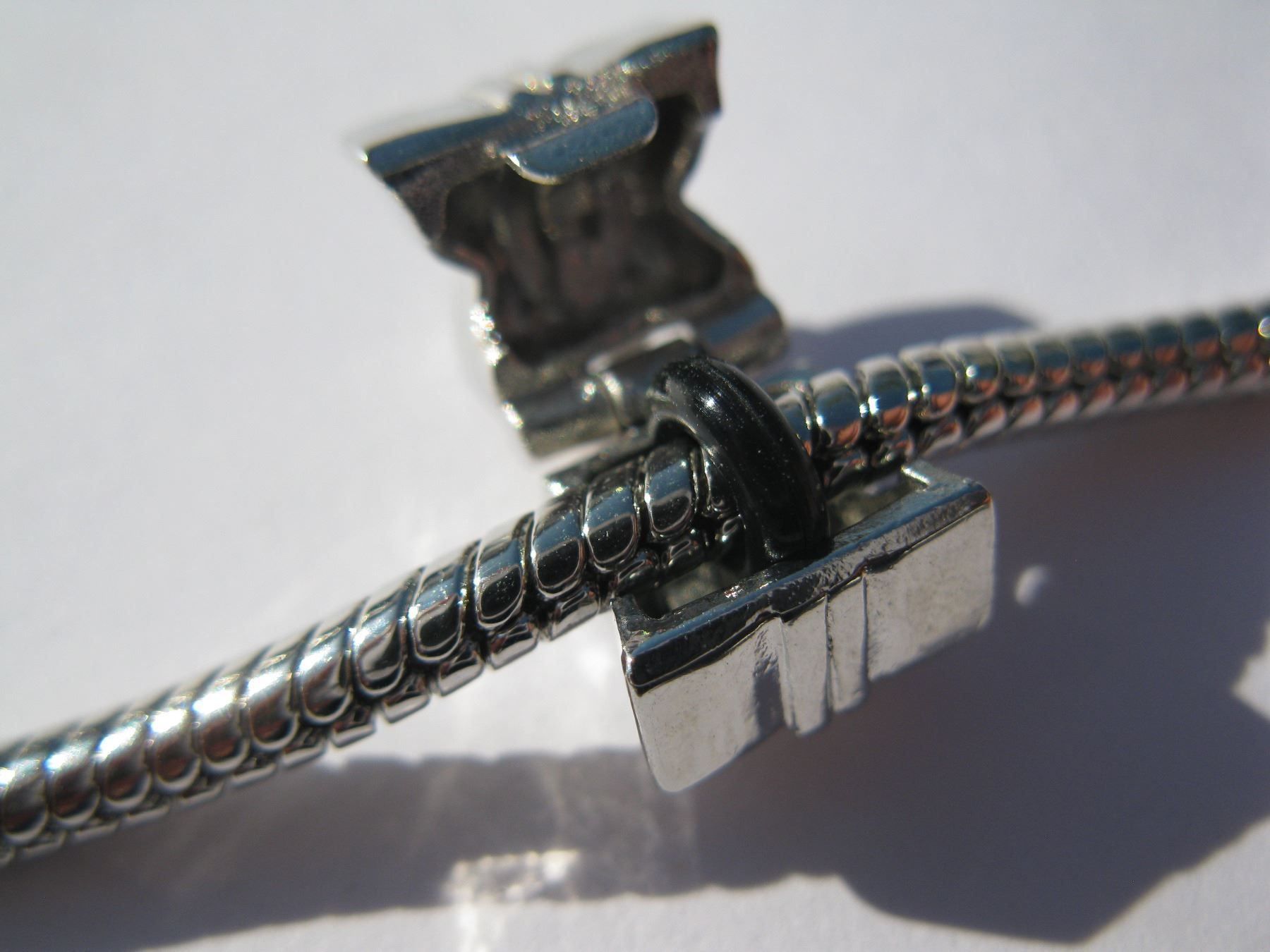 Perle (finte): 20 Gummiringe schwarz, 6mm – Nuovo e nell'imballaggio originale da St. Margarethen TG venduto da LuanaKa 3