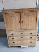 MEUBLE L.PHILIPPE EN 2 PARTIES EN NOYER 