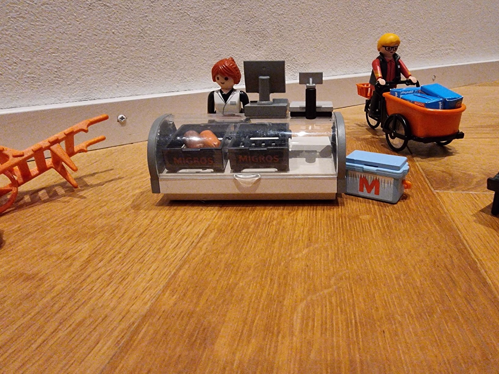 Playmobil Giocattoli: Playmobil Migros mit Zubehör – Usato da Sachseln venduto da Oberhuiser 3