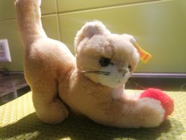 Steiff Katze Sully mit Ball