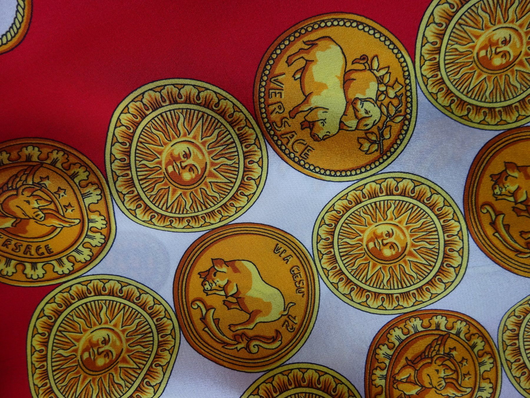 Versace Chemisiers: Versace Originale e Nuova! camicetta 100%seta!  taglia 40IT – Neuf avec emballage d'origine à Cadempino par vis_lpp9 9