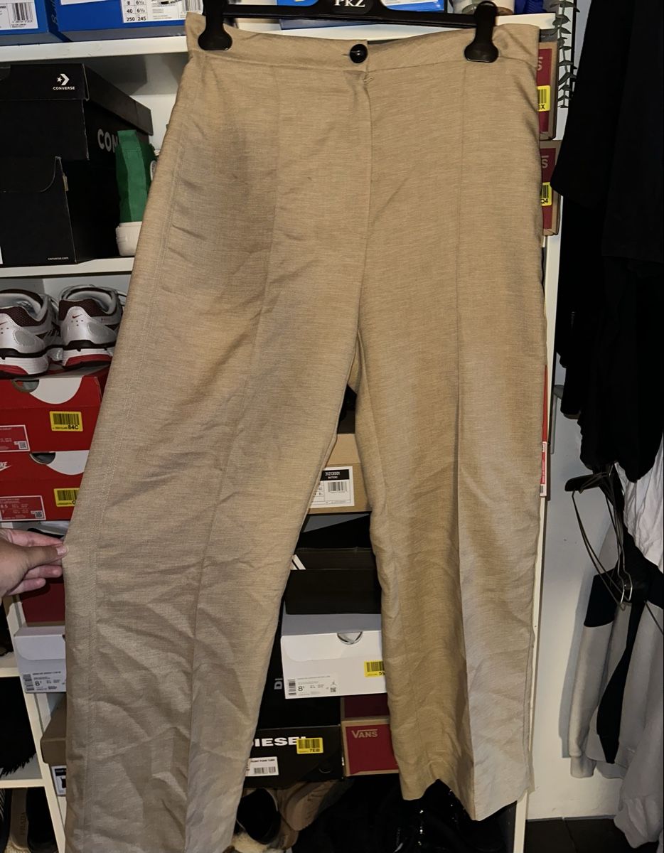 Bershka Pantaloni: Stoffhose, EU44, NEU! – Nuovo e nell'imballaggio originale da Gutenswil venduto da jus_nr7h 1