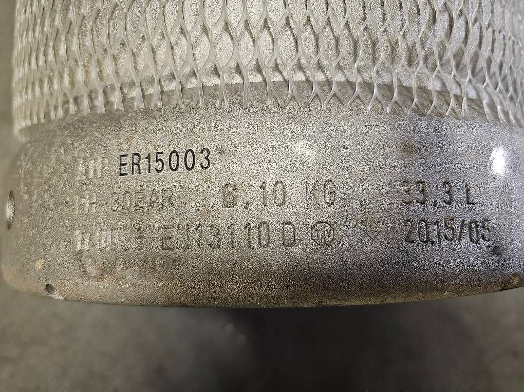 Apparecchiature e tecnologia a gas: LPG Alu Gastankflasche 14 Kg – Usato da Widnau venduto da lachen555 3