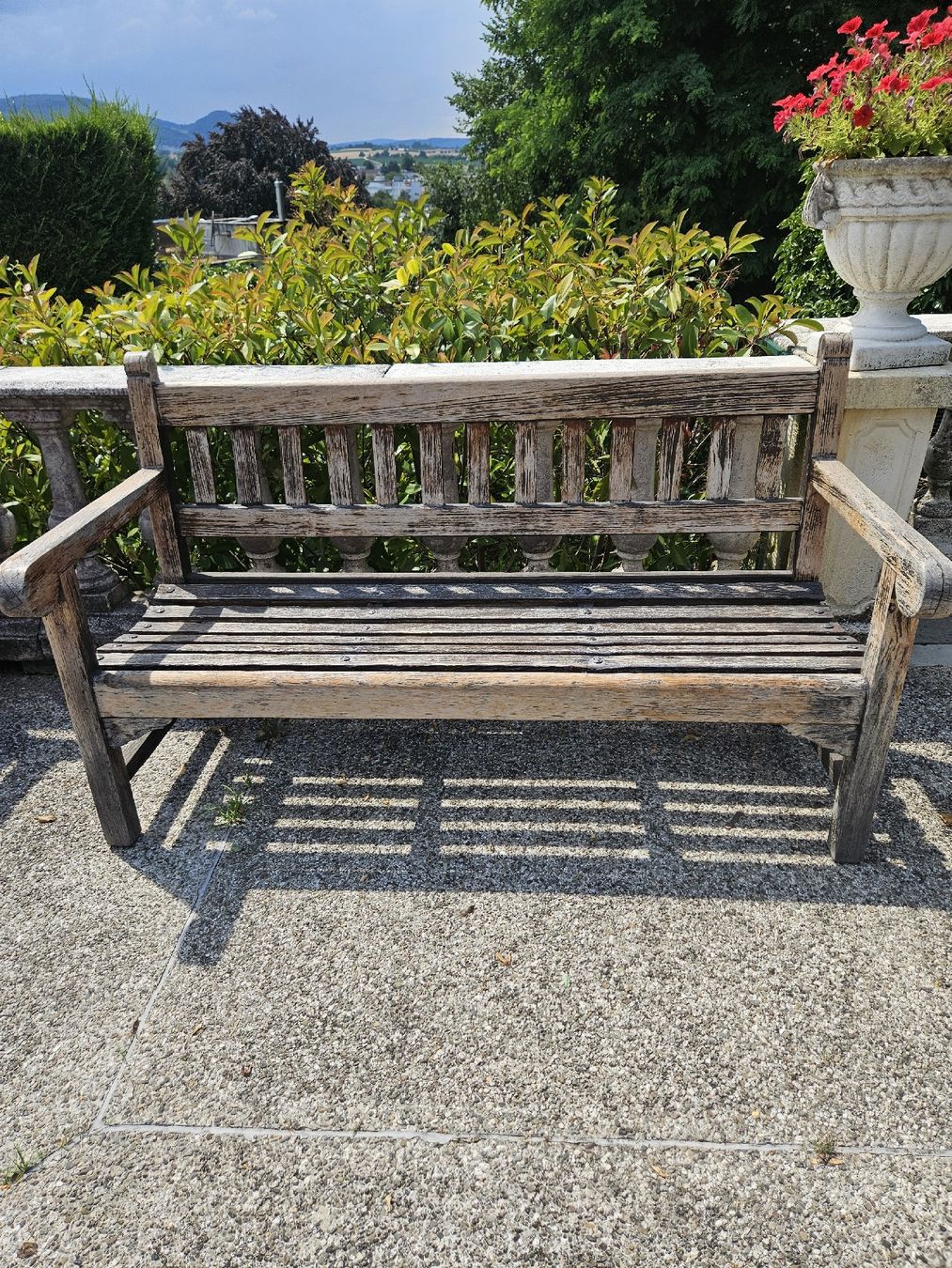 Bancs: Sitzbank Garten Holz – D'occasion à Therwil par cag_jy2h