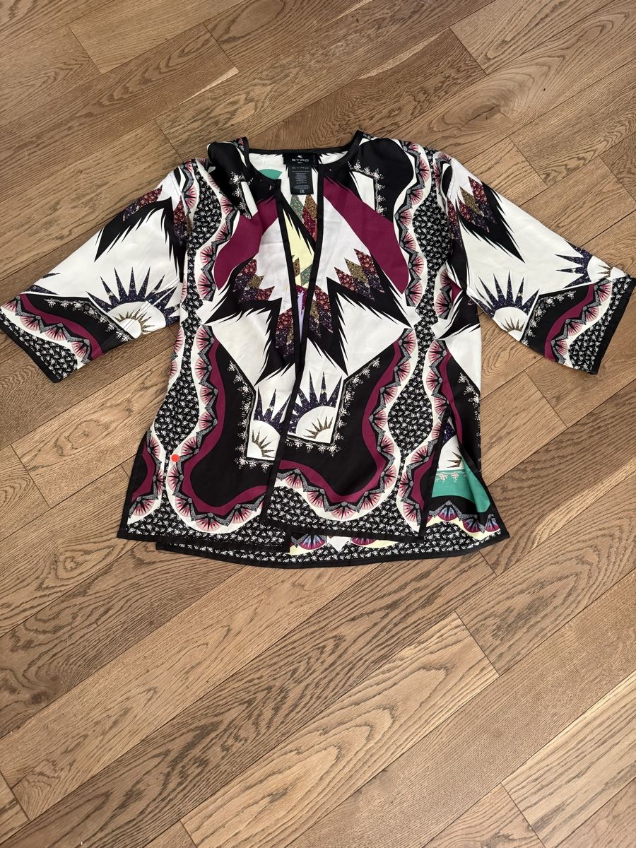 Etro Chemisiers: Orig. Etro cape Seide Os Jäckchen Bluse  – D'occasion à Wallisellen par Aboutfashion