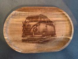Holztablett mit VW Bus Gravur neuwertig