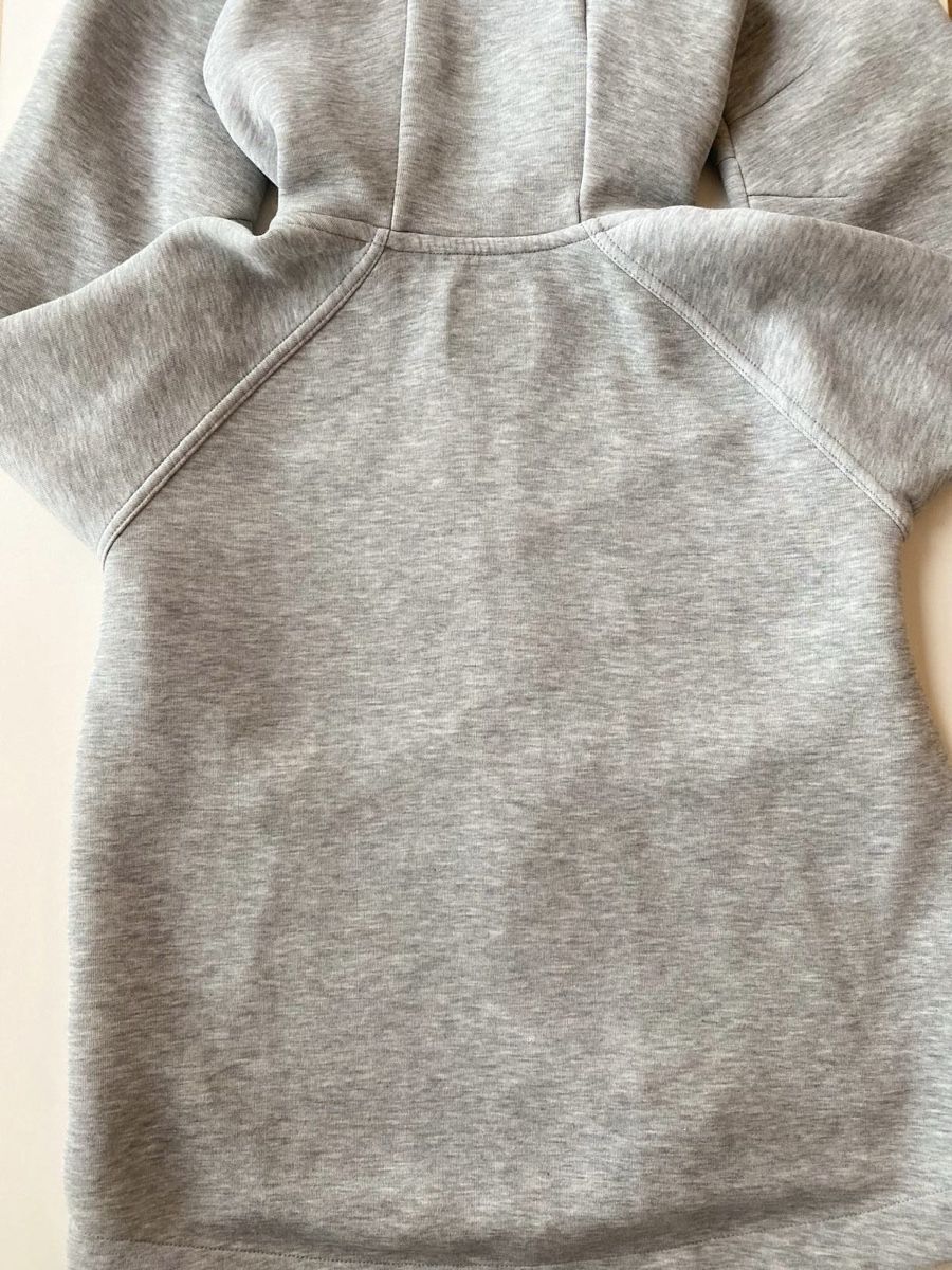 Nike Jacken: Nike Tech Fleece Hoodie -  13 ans – Gebraucht aus Geneve von maremonte 4