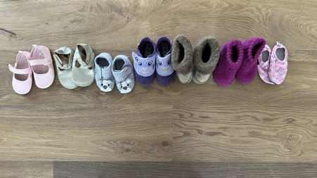Set Winter-Babyschuhe, Hausschuhe, Lauflernschuhe, Gr. 17-21