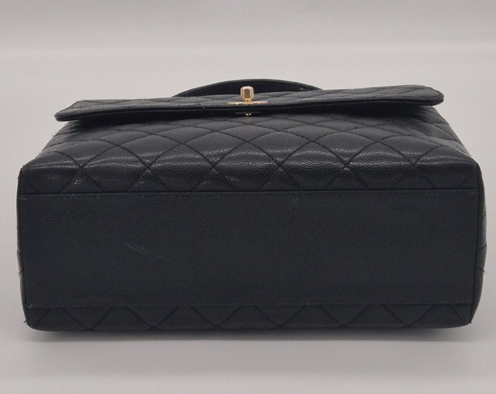 Chanel Taschen: Wunderschöne CHANEL Timeless / Classic Flap mit Top Handle – Gebraucht aus Chiasso von MCLuxuryCreations 8