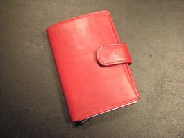 Secret Card Wallet echt Leder  rot NEU Card Holder