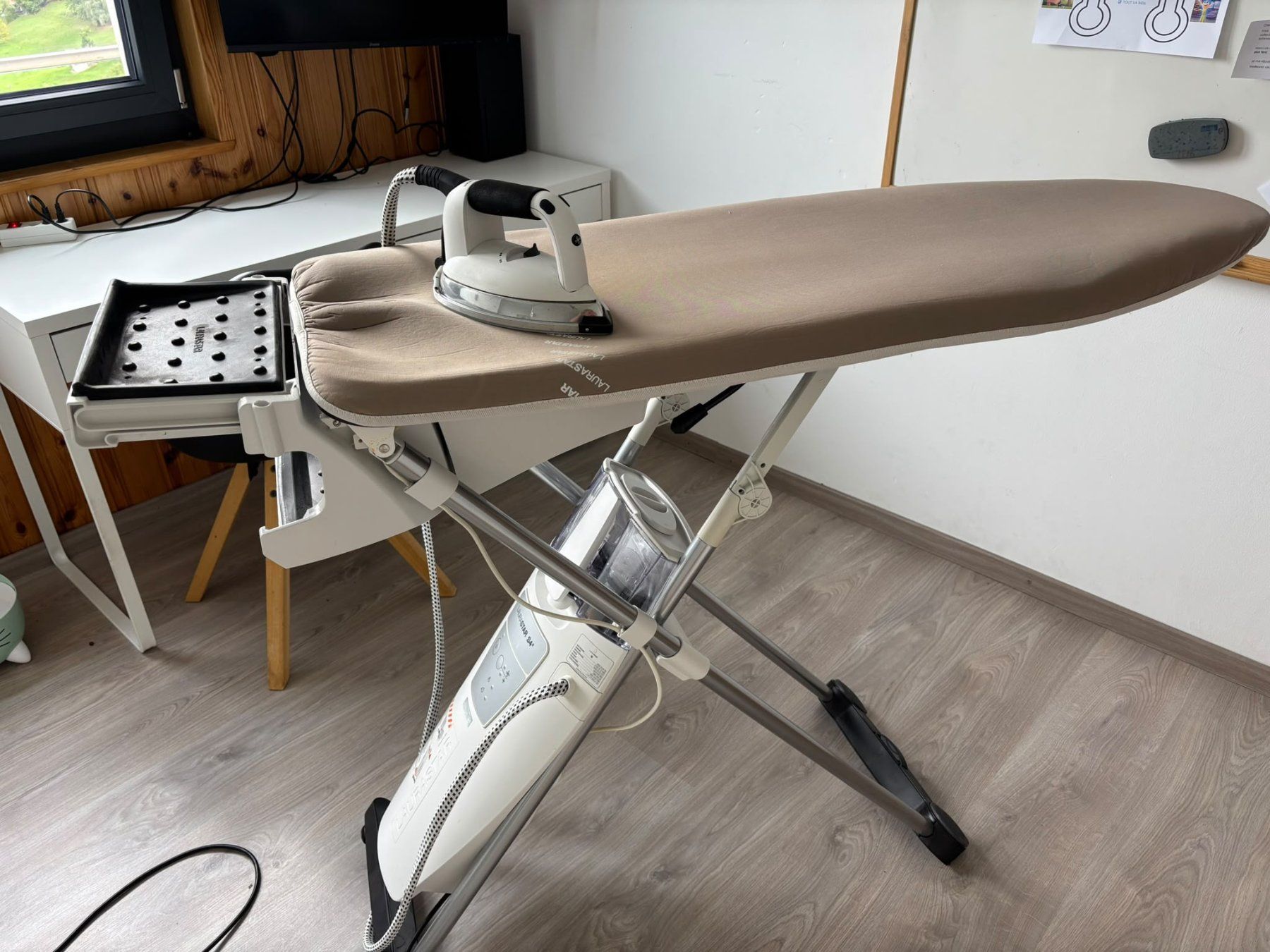 Laurastar Bügeleisen: LauraStar Magic S4a – Gebraucht aus Basse-Nendaz von maytainf