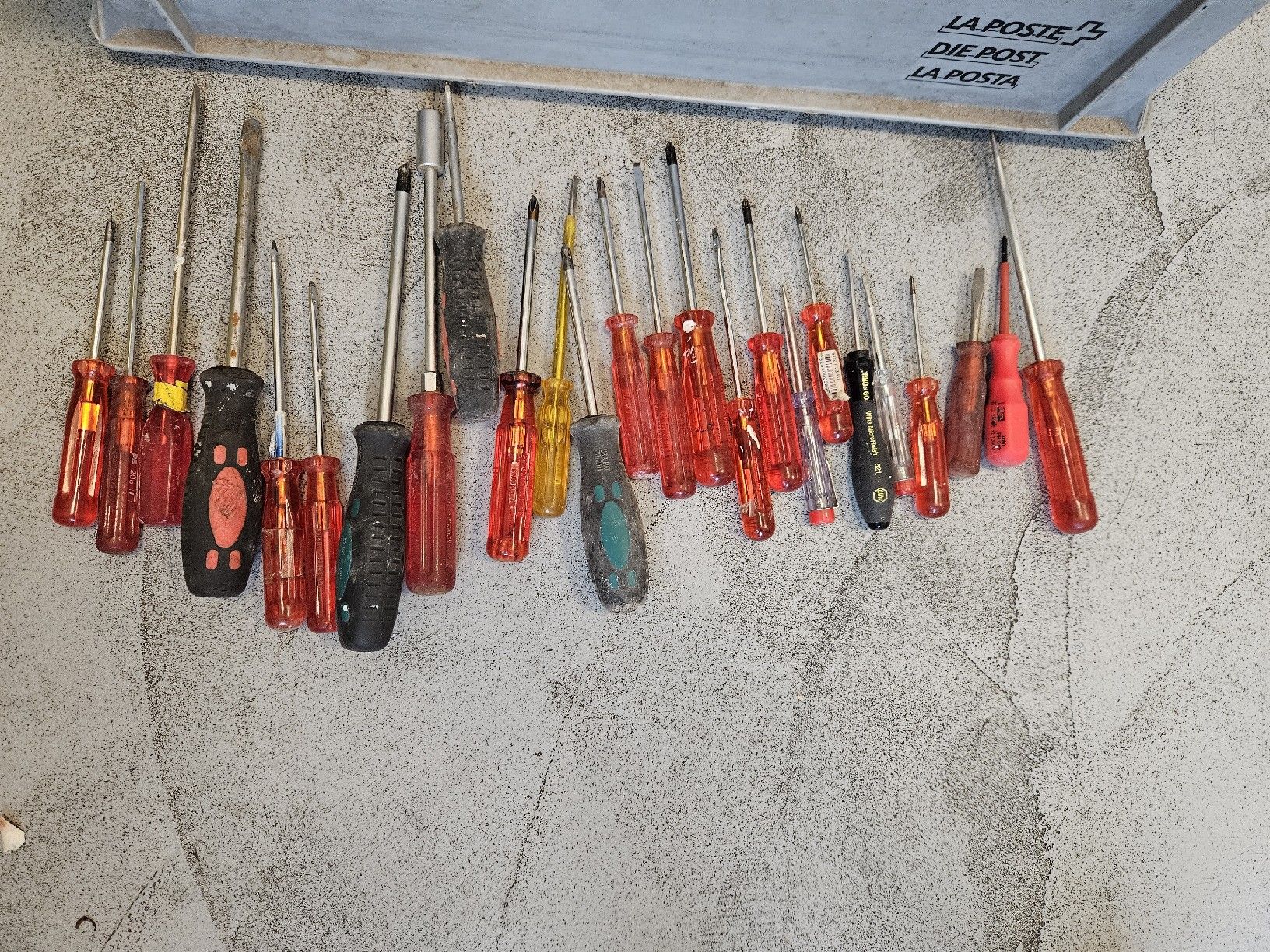 Tutti gli attrezzi: Kiste mit Werk – Usato da Tagelswangen venduto da feger2 2