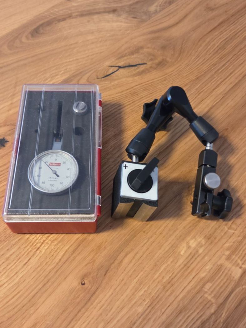 Misurare: Messstativ Messuhrenhalter mit Magnetfuss und Bubitaster – Usato da St. Margrethen SG venduto da Robo069