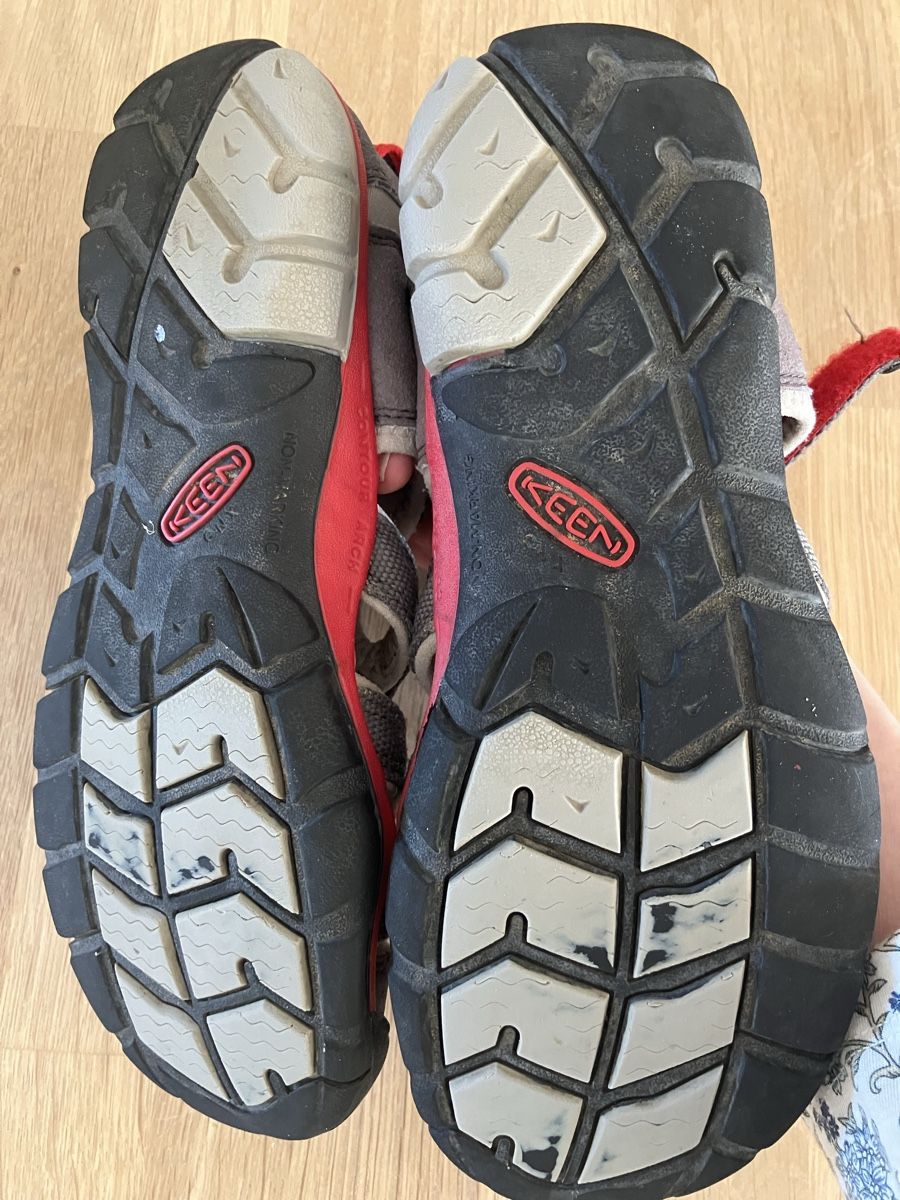 Keen Scarpe per ragazzi: Sandales Keen 36 – Usato da Epalinges venduto da Tosca20 2