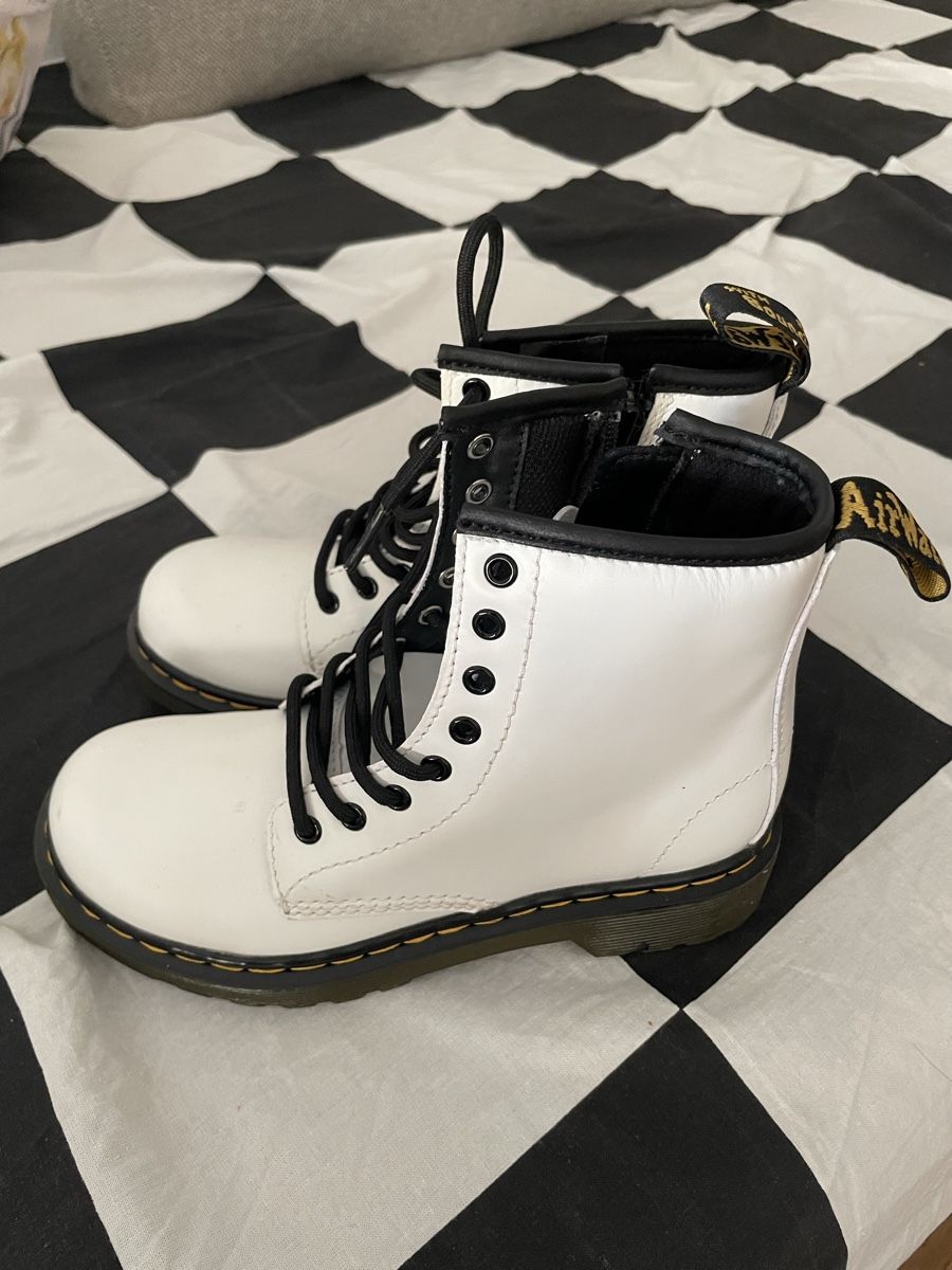 Dr. Martens Scarpe da uomo: Dr. Martens Kinder Gr. 32 – Nuovo (secondo la descrizione) da Bern venduto da Lunaenlalu 1